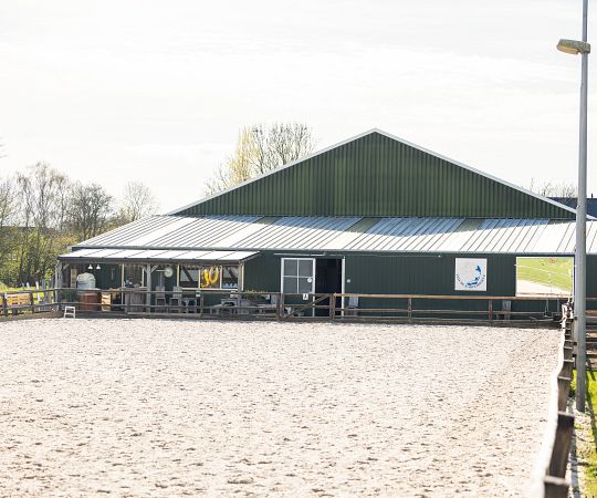 /files/Accomodatie/Manege/l-booister-20260406-1477.jpg